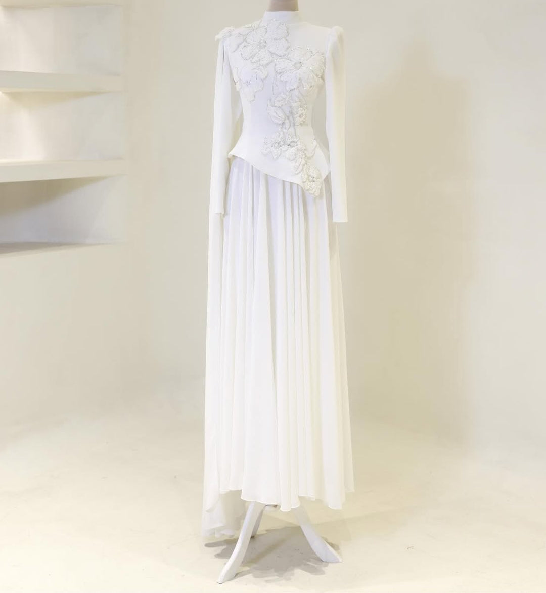 Appliqué embroidery Petal Skirt and Top