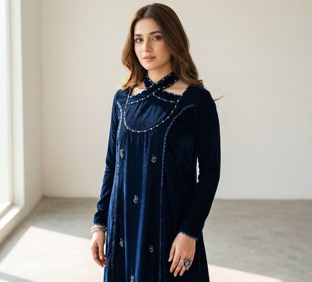 Luxury Velvet Kaftan with Cross Neckline Embroidery | Hand-Embroidered Arabic Winter Party Wear