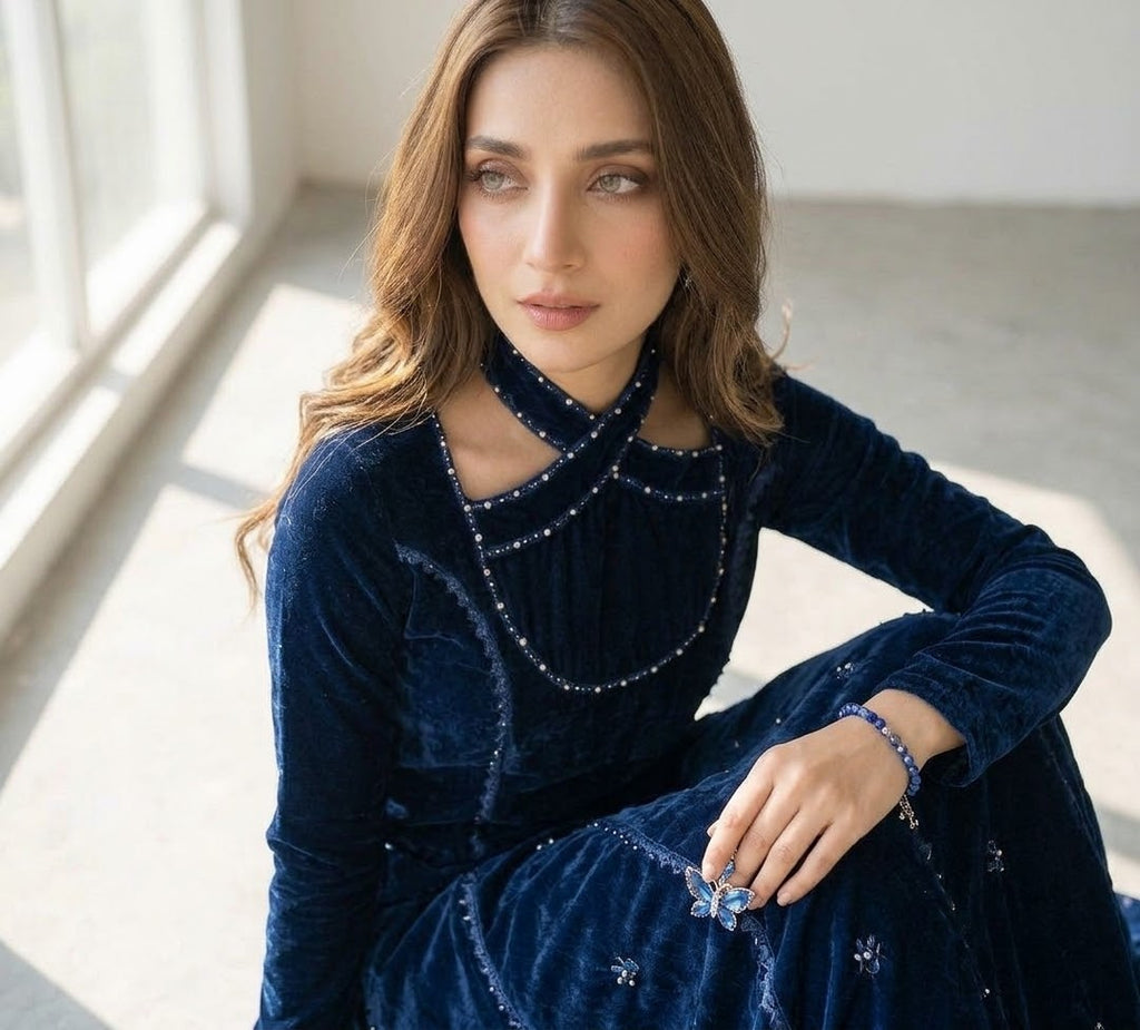 Luxury Velvet Kaftan with Cross Neckline Embroidery | Hand-Embroidered Arabic Winter Party Wear
