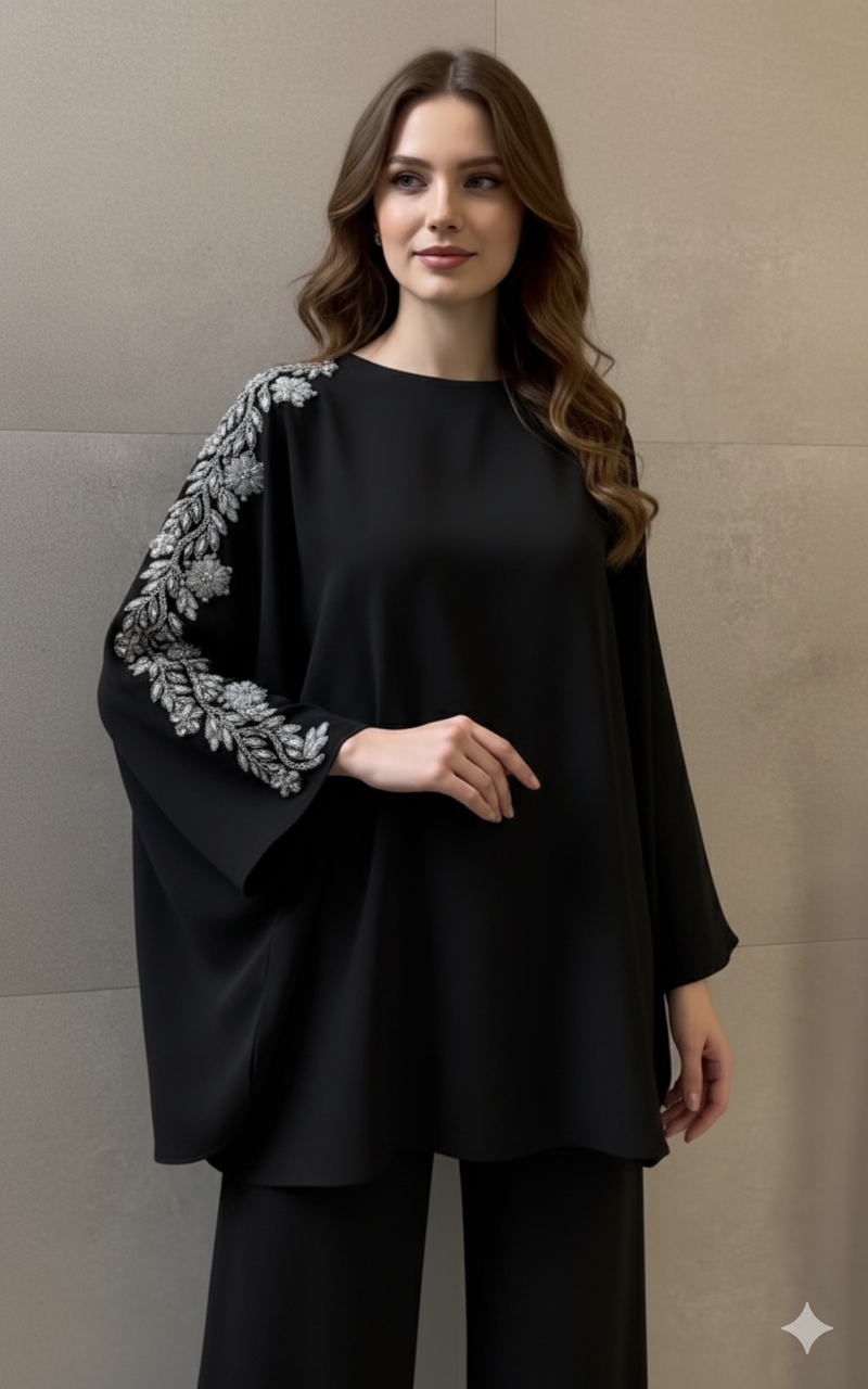 Zweiteiliges Co-Ord Set mit eleganter Blattstickerei