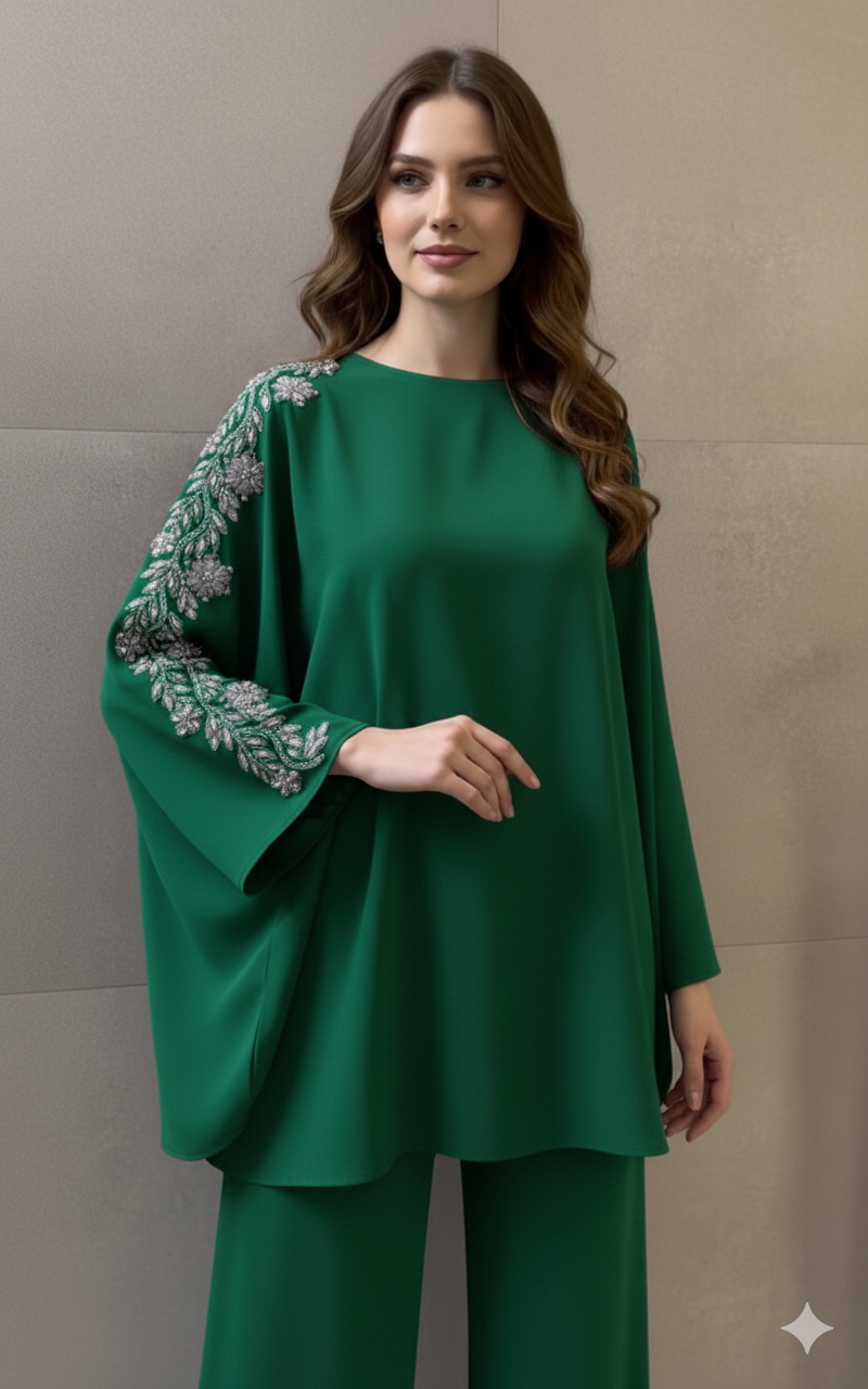 Zweiteiliges Co-Ord Set mit eleganter Blattstickerei