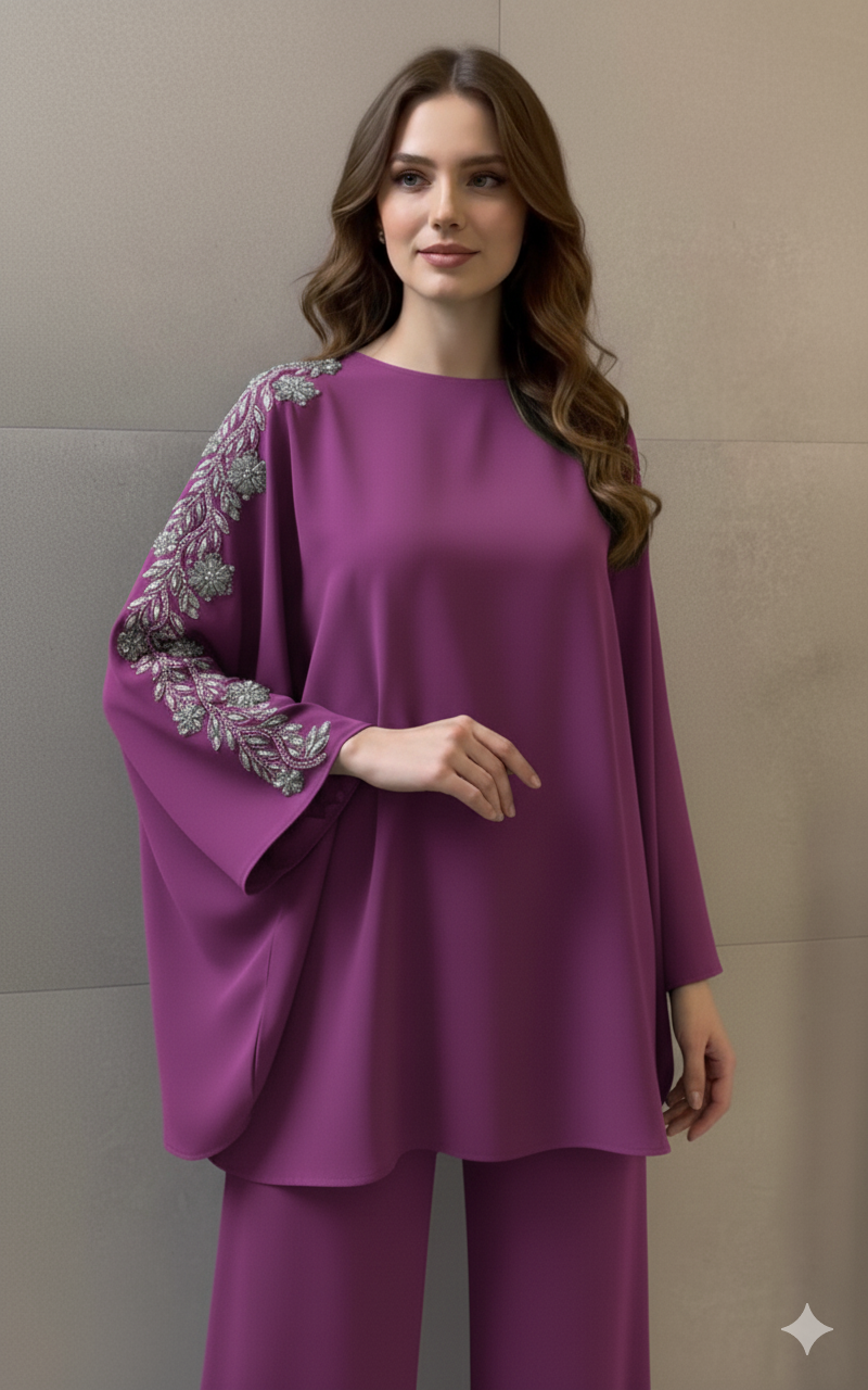 Zweiteiliges Co-Ord Set mit eleganter Blattstickerei