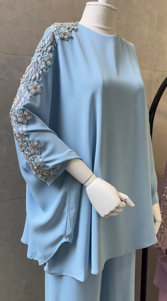 Zweiteiliges Co-Ord Set mit eleganter Blattstickerei