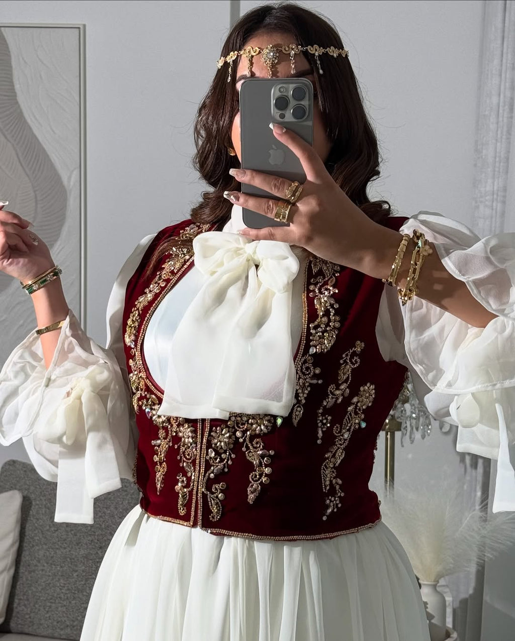 Traditionelles Kleid mit Samtjacke | Eid Sonderedition