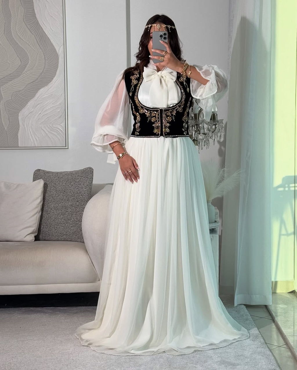 Traditionelles Kleid mit Samtjacke | Eid Sonderedition