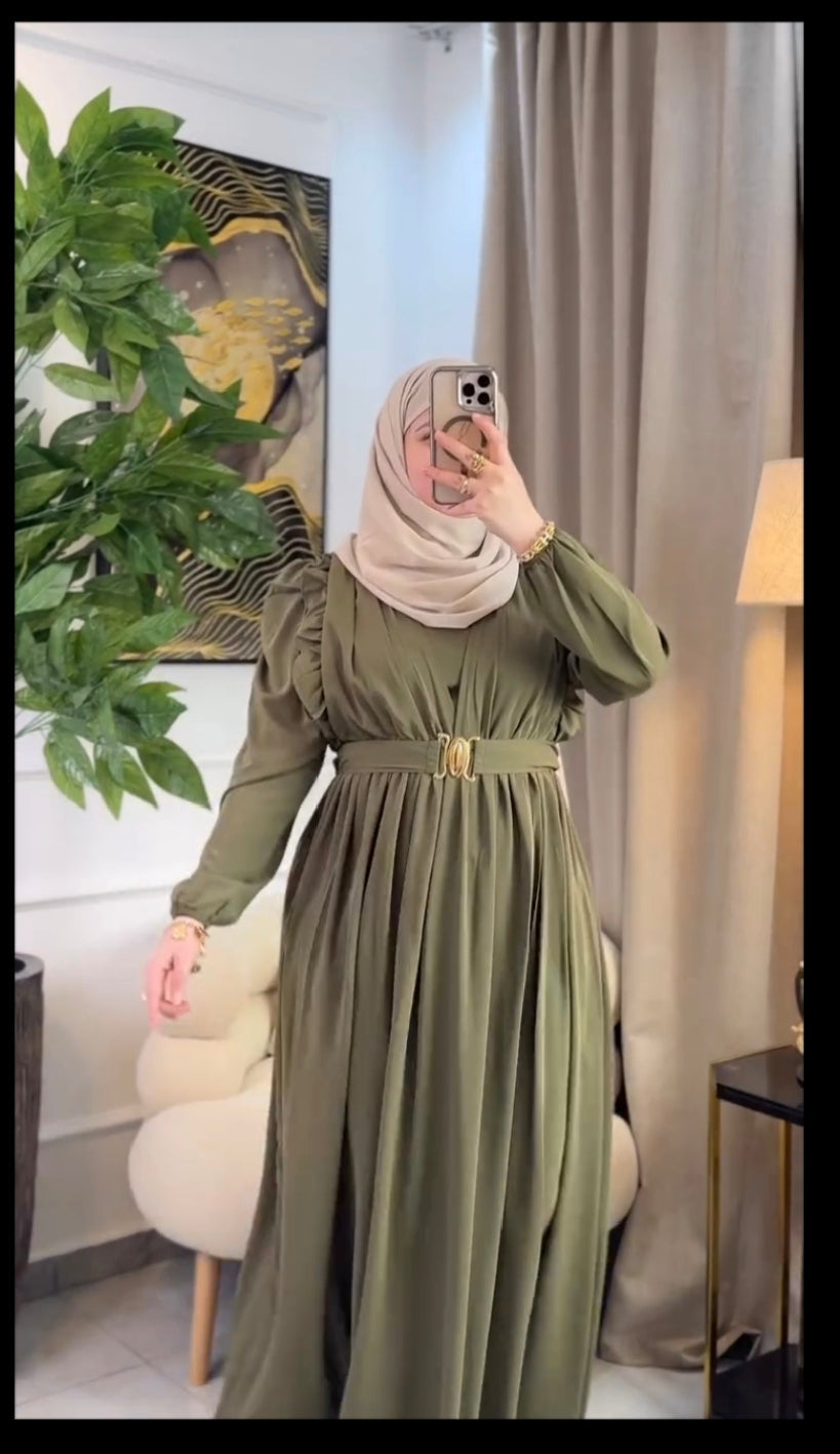 Die goldene Schnallen-Abaya