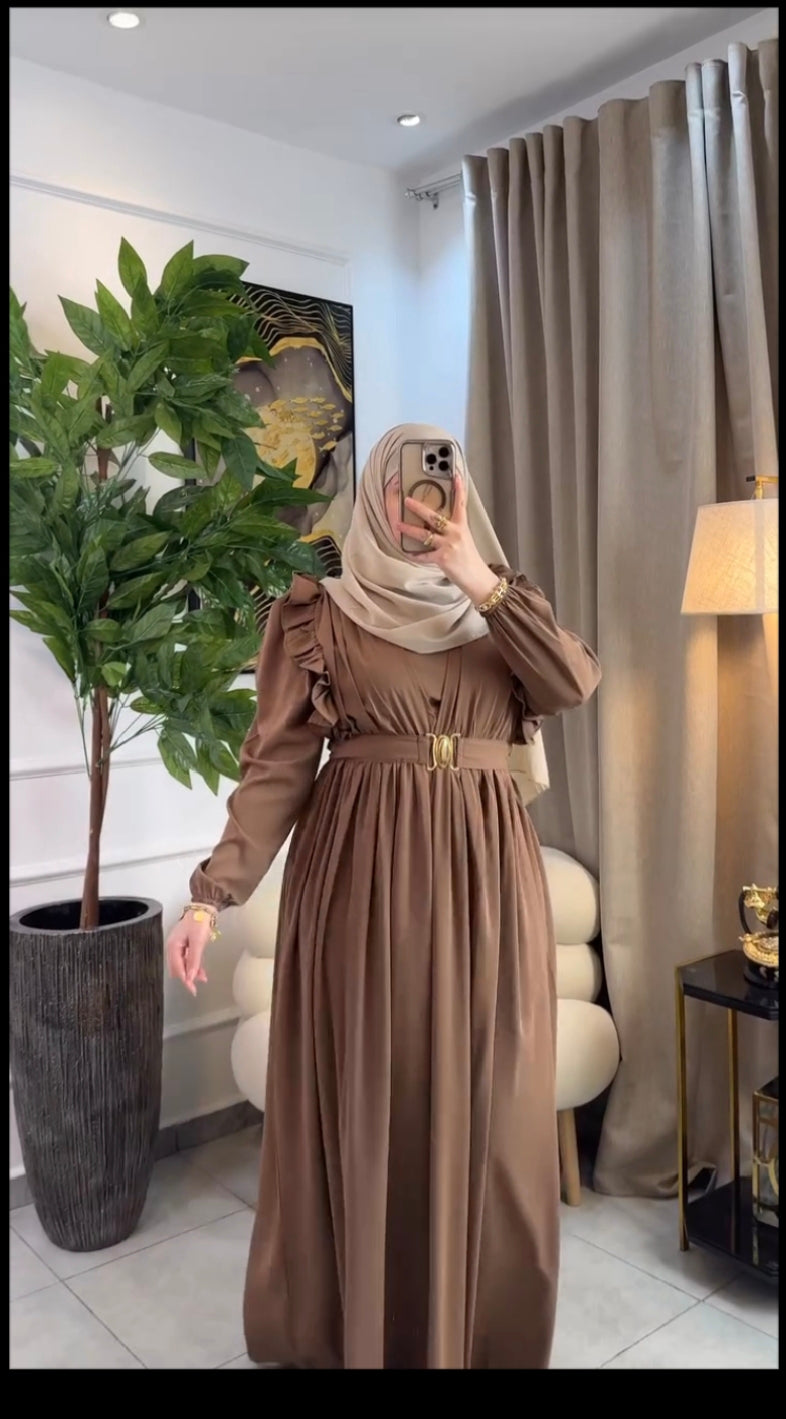 Die goldene Schnallen-Abaya
