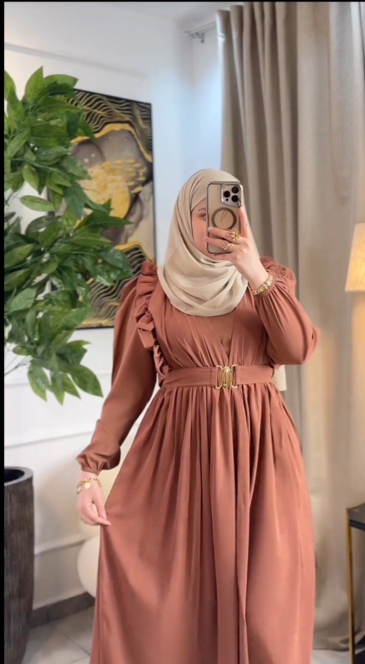 Die goldene Schnallen-Abaya